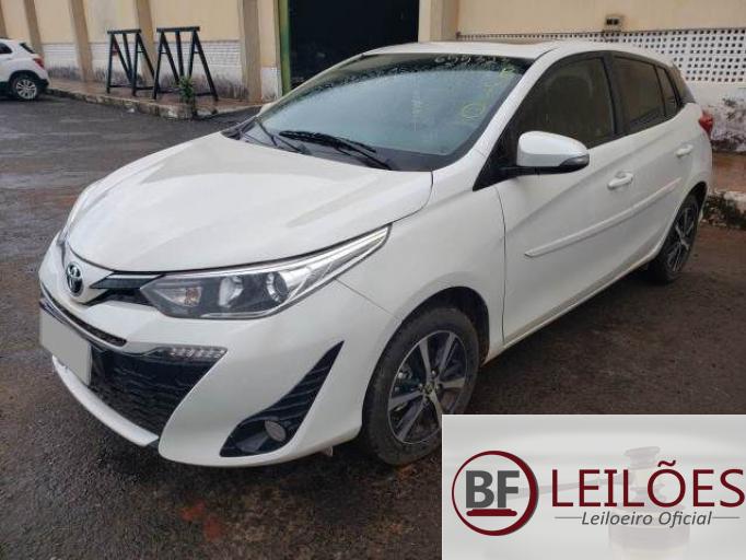 TOYOTA YARIS 21/22