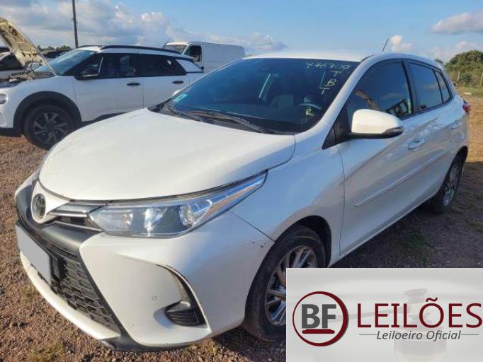 TOYOTA YARIS 22/23
