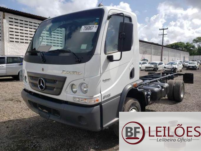 MERCEDES BENZ ACCELO 22/22