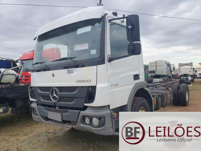 MERCEDES BENZ ATEGO 22/22