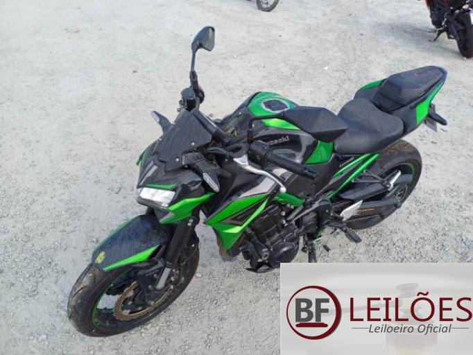 KAWASAKI Z900 22/22