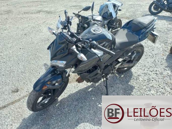 KAWASAKI Z400 21/21