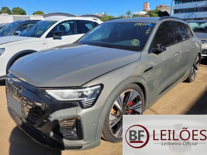 AUDI Q8 E-TRON 23/24
