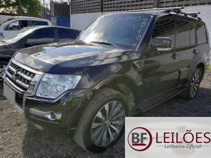 MITSUBISHI PAJERO FULL 18/19