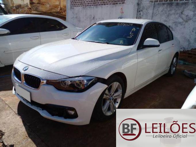 BMW 320i 18/18