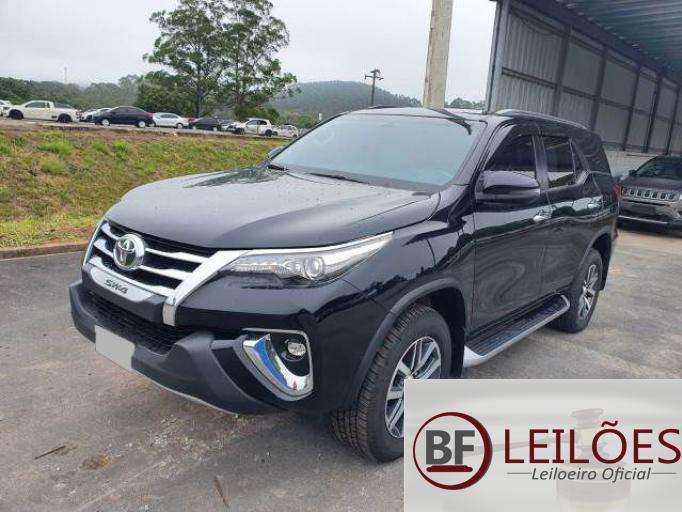 TOYOTA HILUX SW4 20/20