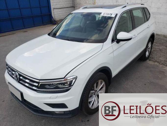 VOLKSWAGEN TIGUAN 20/20