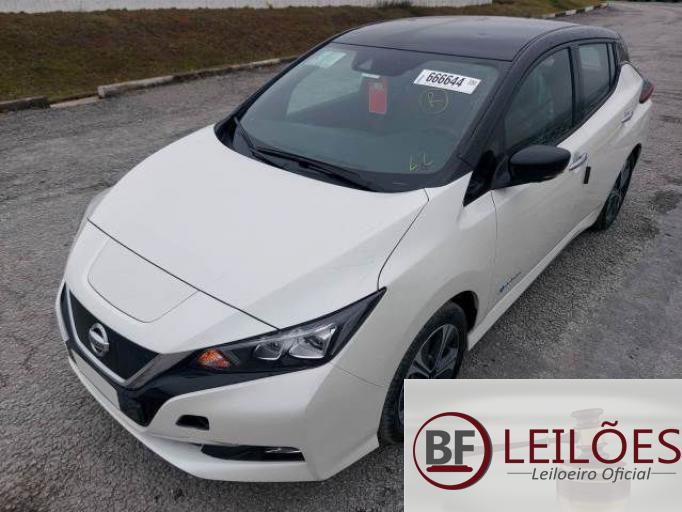 NISSAN LEAF 21/22