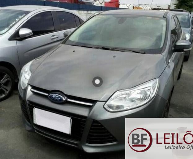 FORD FOCUS SEDAN 13/14